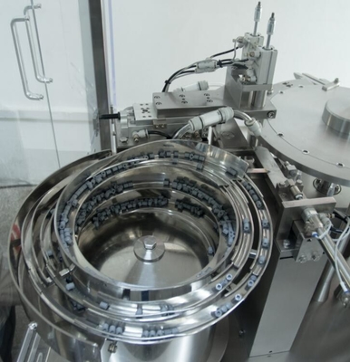 آلة ملء الحقن المملوءة مسبقاً الآلية من الفولاذ المقاوم للصدأ حجم 0.5-10 مل