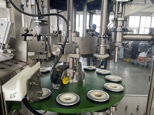 معدات تعبئة وختم وتغليف أنابيب الحليب المكثف