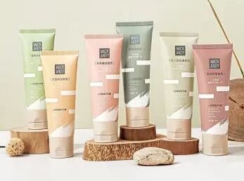 آلة تعبئة أنابيب معجون الأسنان البلاستيكية