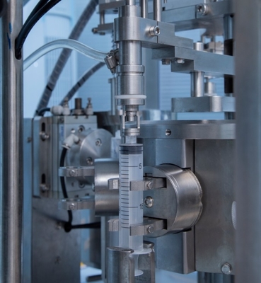 التحكم التلقائي المحقن المملوء مسبقًا Siemens PLC لصناعة مستحضرات التجميل الطبية