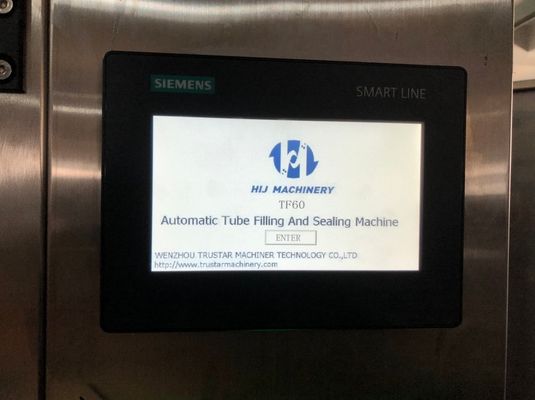 آلة تعبئة وختم الأنبوب البلاستيكي الناعم الأوتوماتيكي آلة تعبئة أنبوب معجون الأسنان من الألومنيوم