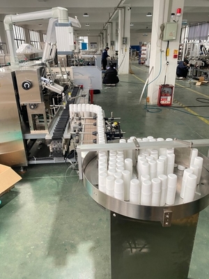 آلة تعديل البلاستيك PVC Blister Cartoning Machine المواد المكتبية قلم الكرة القلم القلبية صندوق الكرتون آلة التعبئة