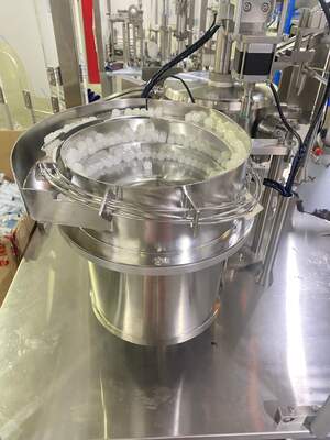 آلة تعبئة حقن الطب البيطري