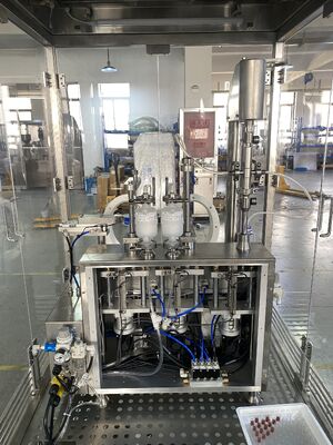 آلة تعبئة وسد حقن بالشفط المكتبية مع PLC